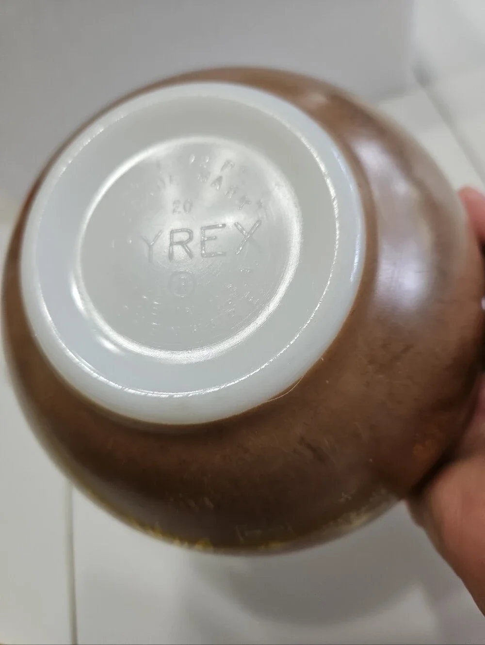 PYREX Vintage Early American Cindrella 1.5 Pint Brown & Gold Bowl #441